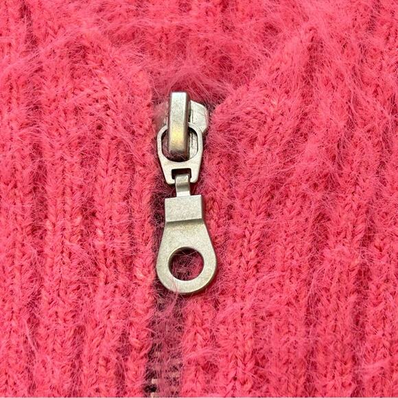 The Ragged Priest Pink Zipper Front Eyelash Short Sleeve Sweater Small - Picture 6 of 9